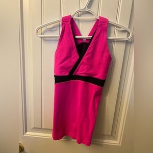 Lululemon pink and black‎ tank size 4